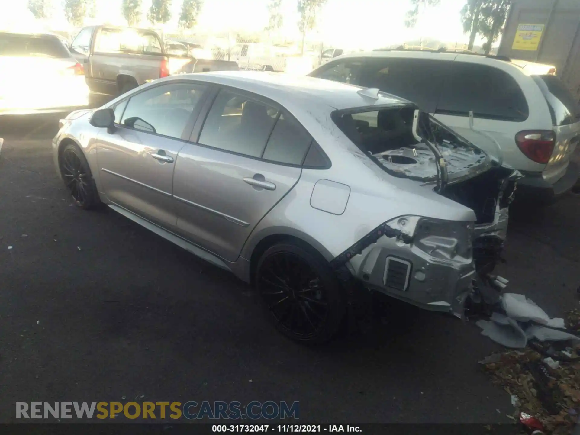 3 fotografías del automóvil dañado JTDS4MCE1MJ061465 TOYOTA COROLLA 2021