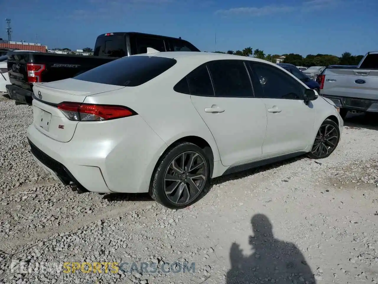 3 Photograph of a damaged car JTDS4MCE1MJ079254 TOYOTA COROLLA 2021