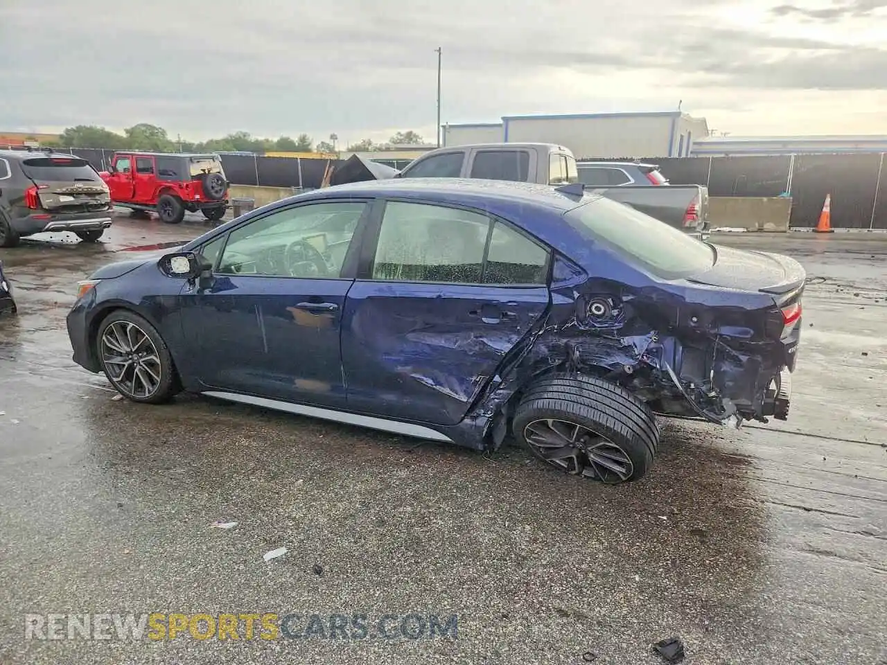 2 fotografías del automóvil dañado JTDS4MCE4MJ064487 TOYOTA COROLLA 2021