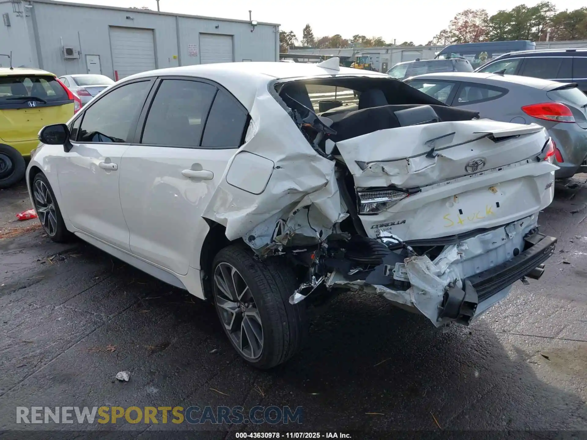 3 Photograph of a damaged car JTDS4MCE5MJ075983 TOYOTA COROLLA 2021
