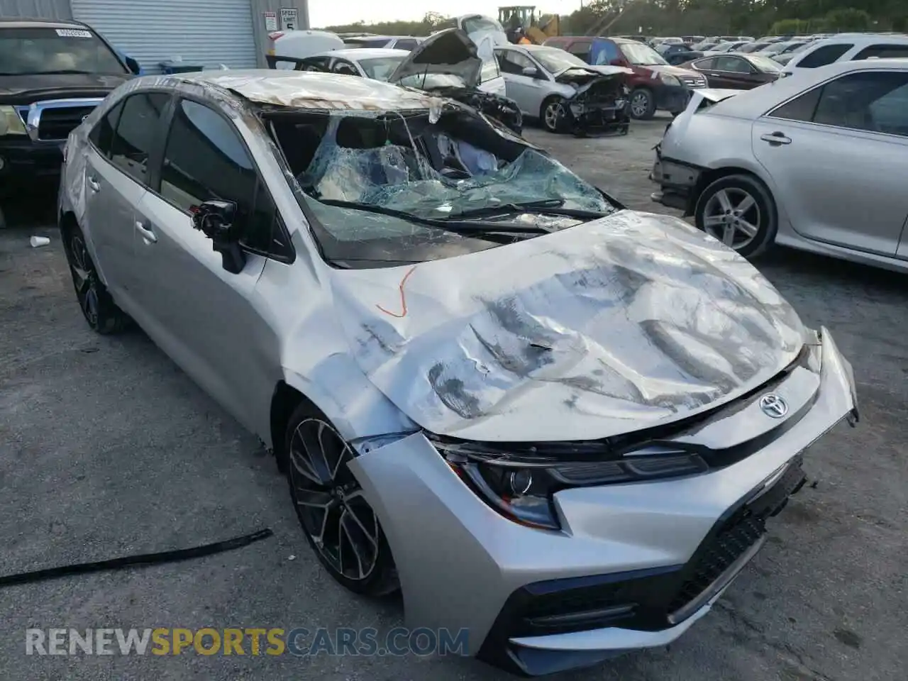 1 Фотография поврежденного автомобиля JTDS4MCE8MJ068610 TOYOTA COROLLA 2021