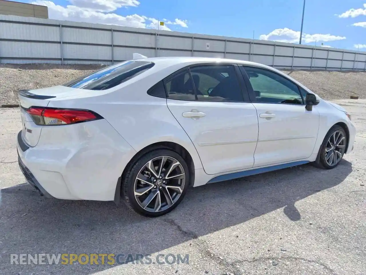 3 fotografías del automóvil dañado JTDT4MCEXMJ056995 TOYOTA COROLLA 2021