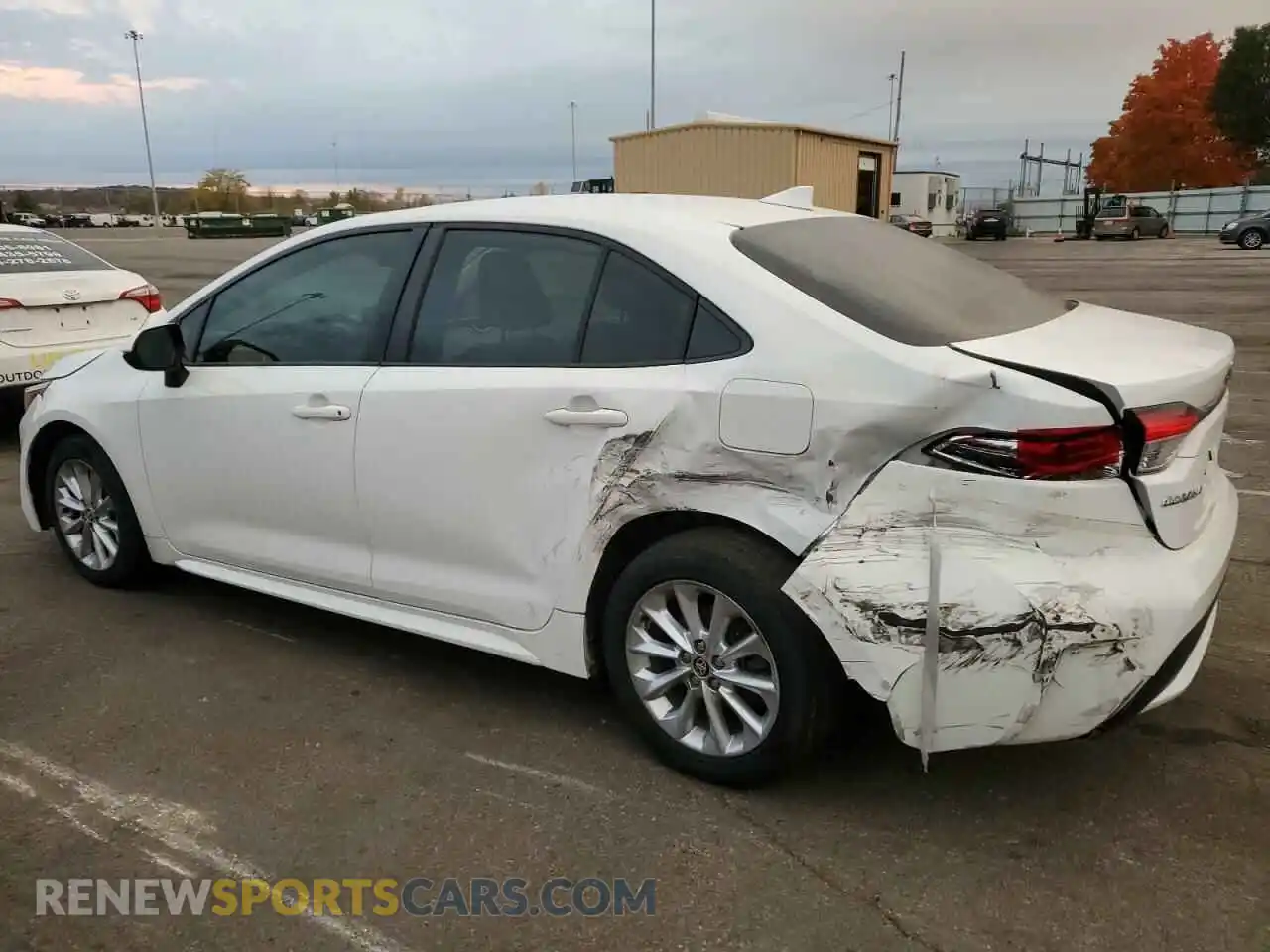 2 Photograph of a damaged car JTDVPMAE3MJ131863 TOYOTA COROLLA 2021