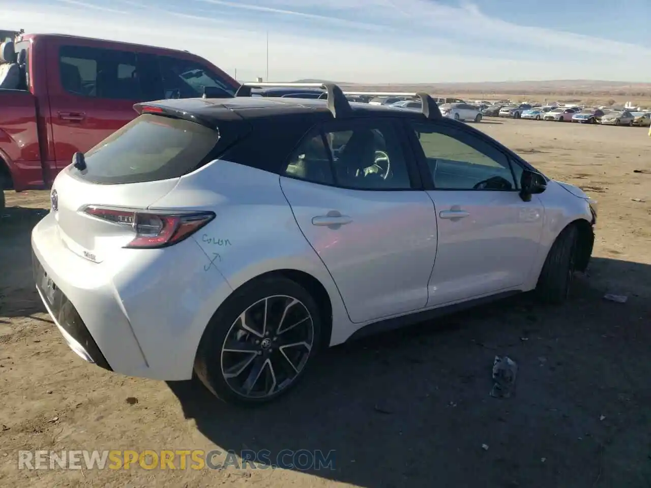 3 Photograph of a damaged car JTNA4MBE3M3118326 TOYOTA COROLLA 2021