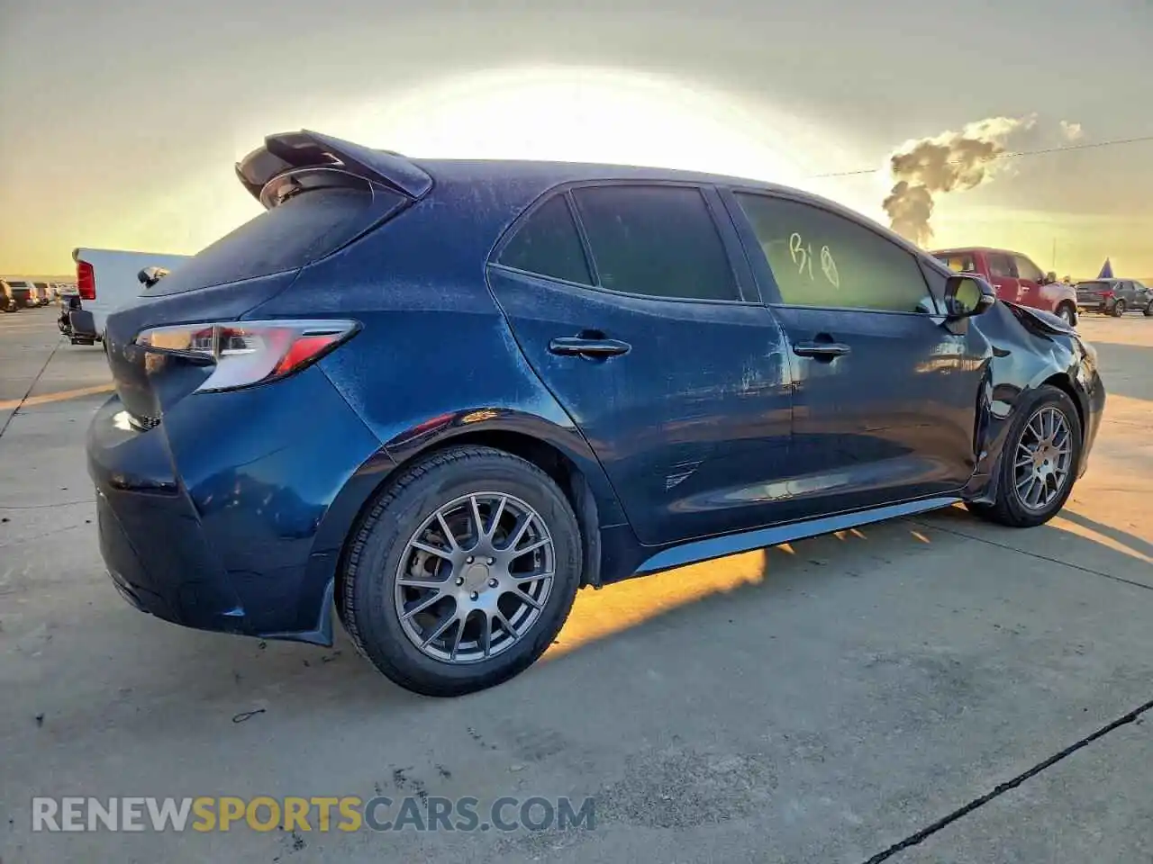 3 fotografías del automóvil dañado JTNA4MBE6M3122449 TOYOTA COROLLA 2021