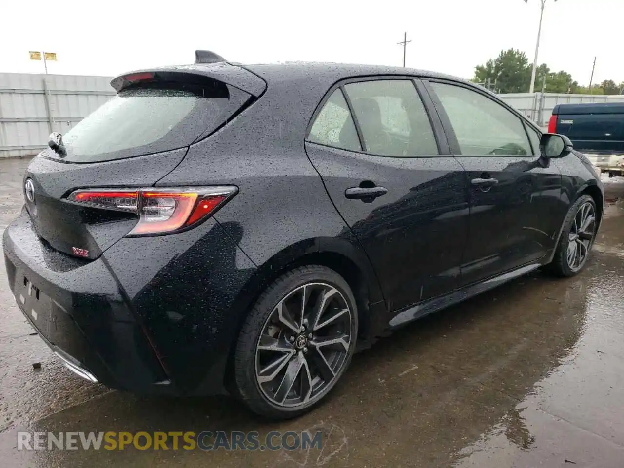3 Photograph of a damaged car JTNA4MBE9M3141562 TOYOTA COROLLA 2021