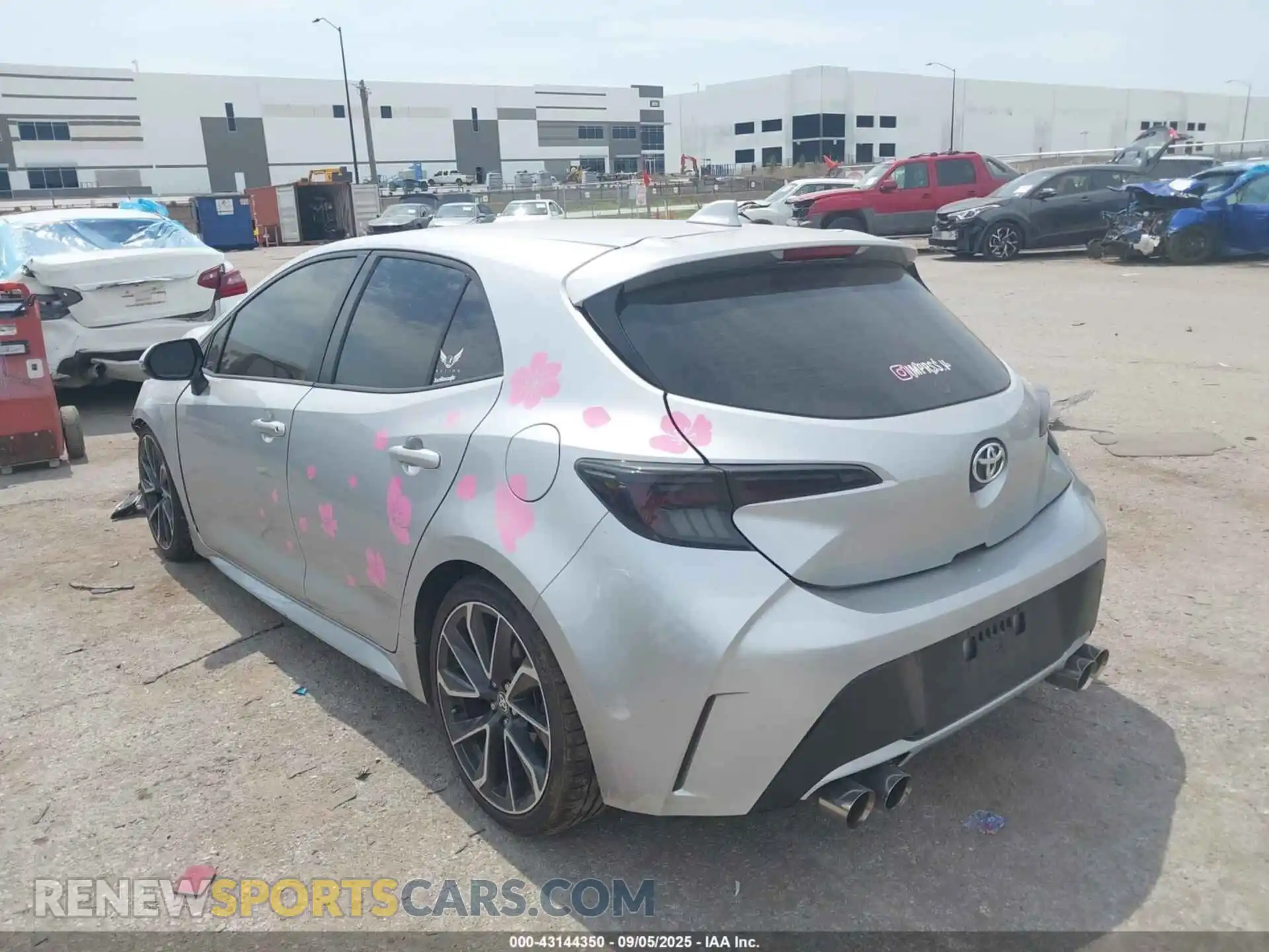 3 Photograph of a damaged car JTNC4MBE2M3133425 TOYOTA COROLLA 2021