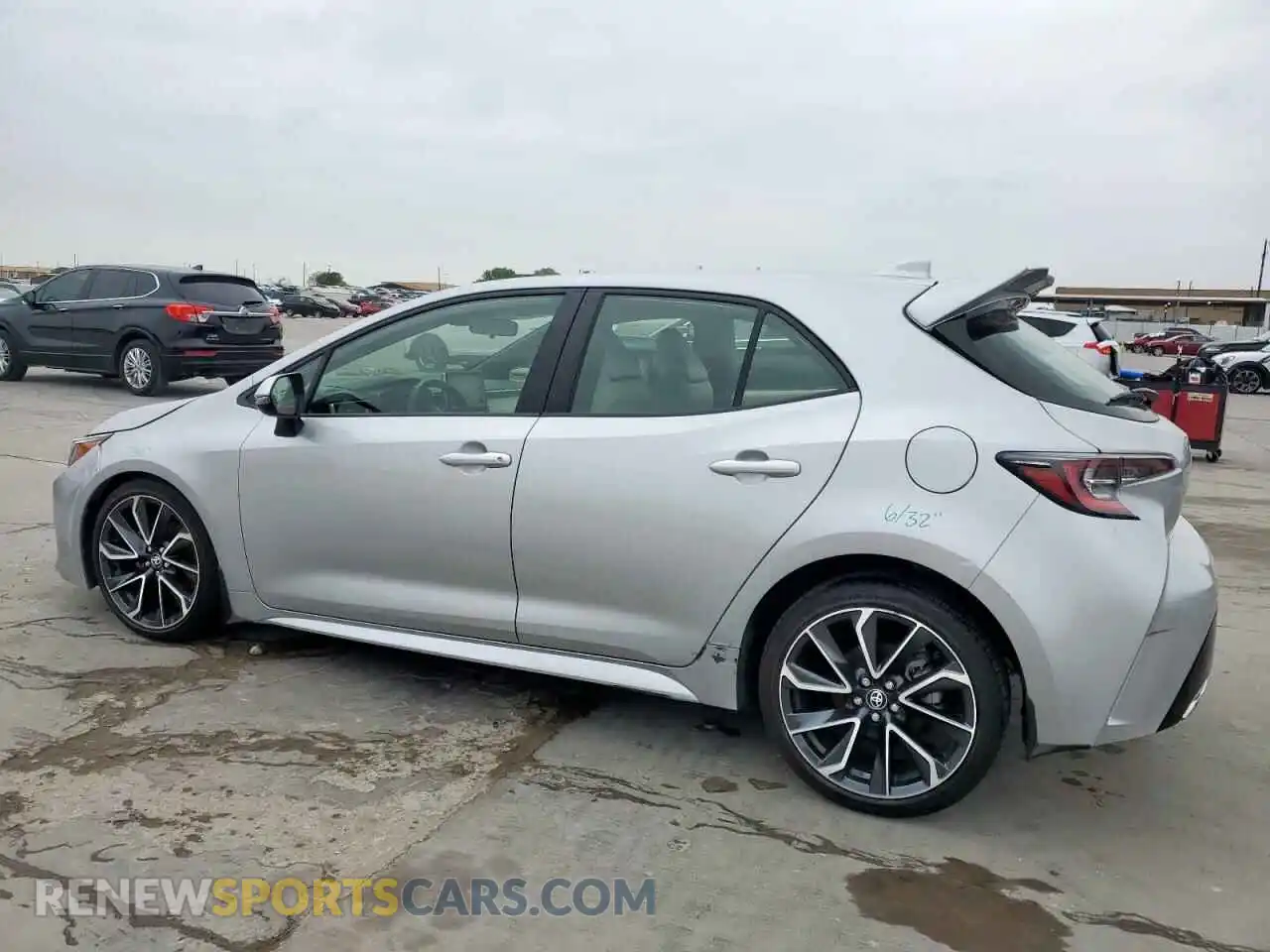 2 Photograph of a damaged car JTNC4MBE3M3136530 TOYOTA COROLLA 2021
