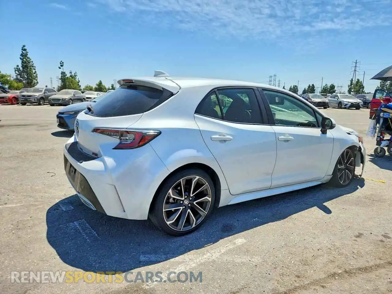 3 fotografías del automóvil dañado JTNC4MBE4M3123463 TOYOTA COROLLA 2021