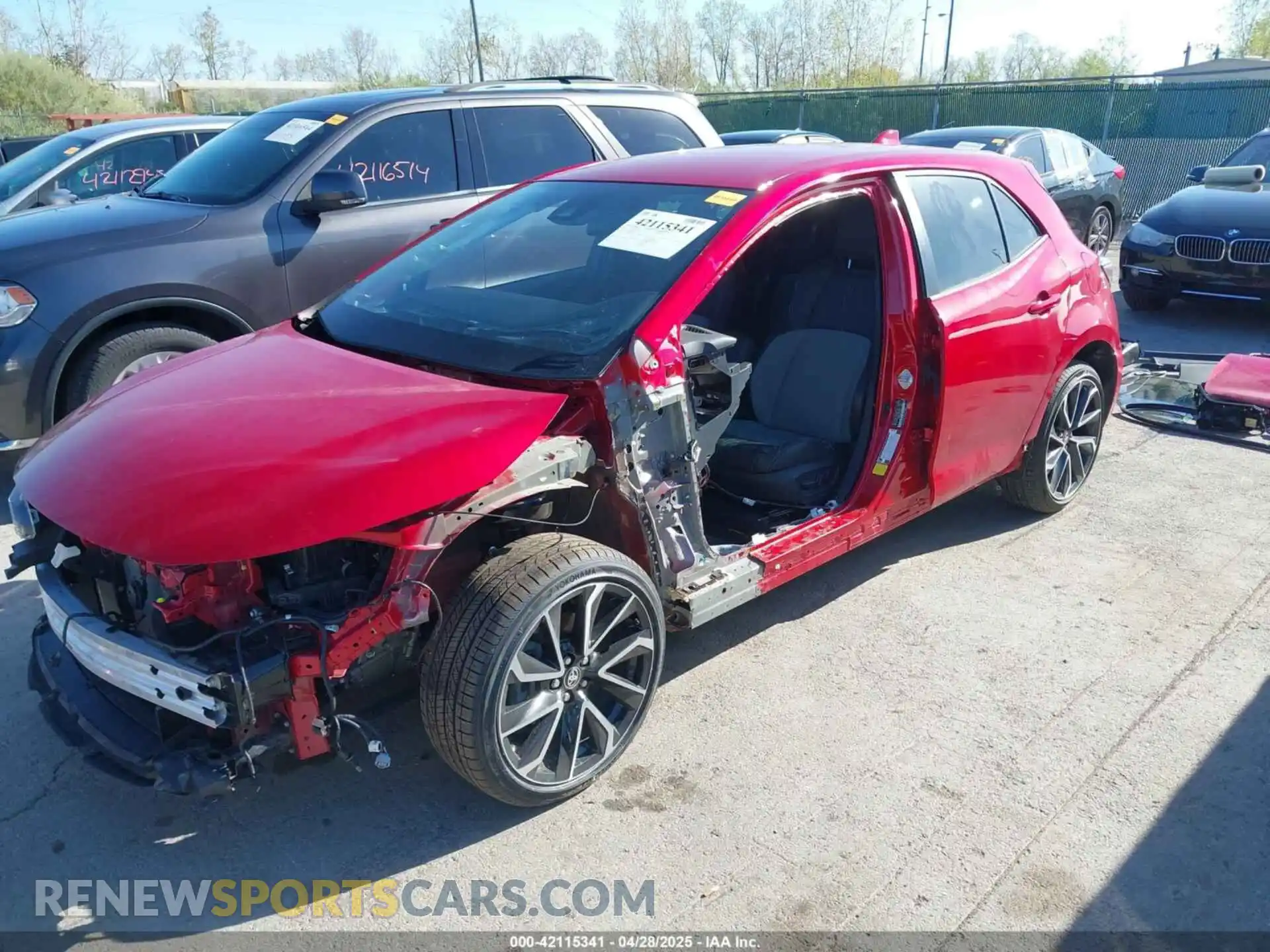2 Photograph of a damaged car JTNC4MBE4M3138772 TOYOTA COROLLA 2021