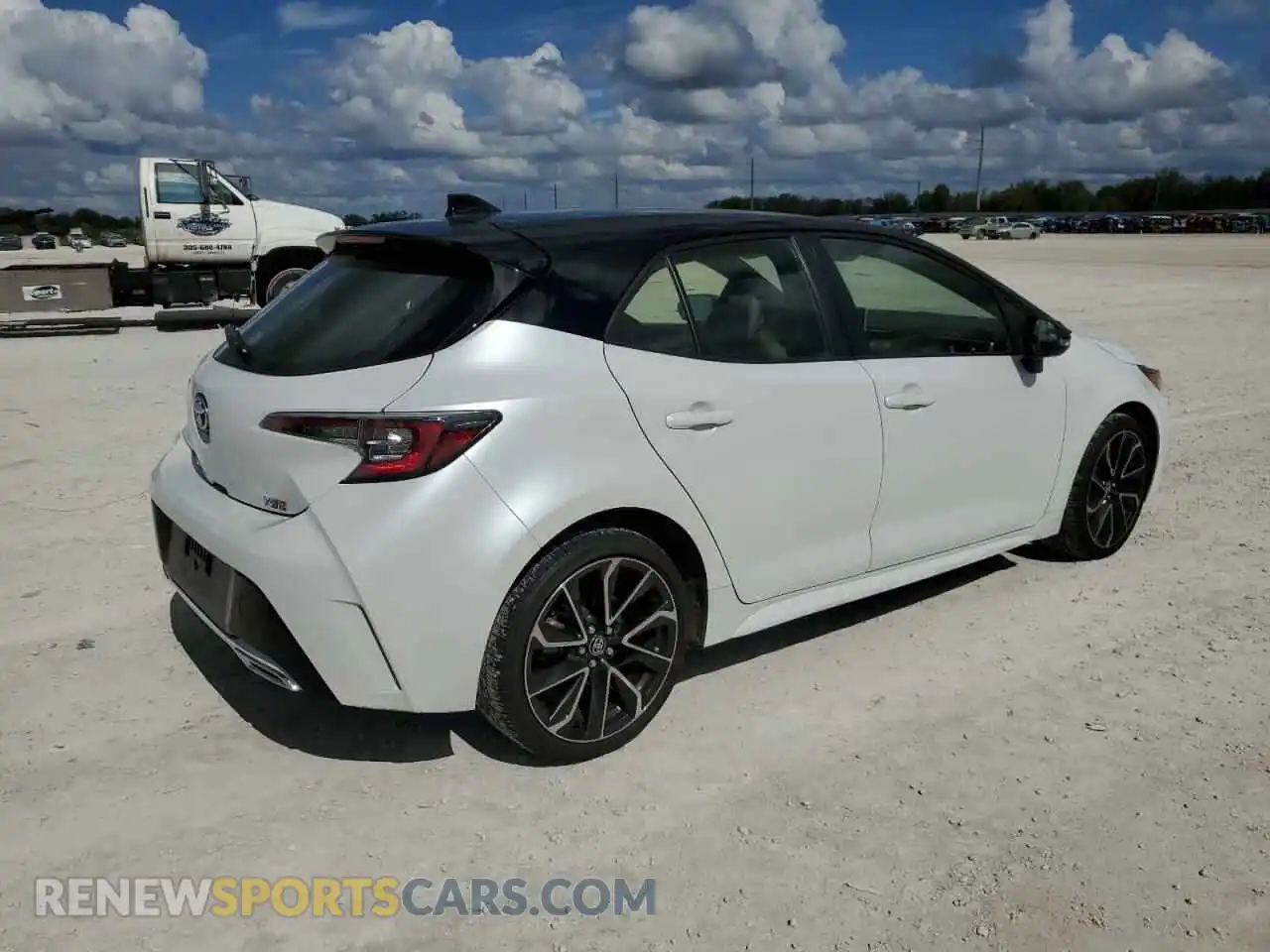3 Photograph of a damaged car JTNC4MBE7M3107175 TOYOTA COROLLA 2021