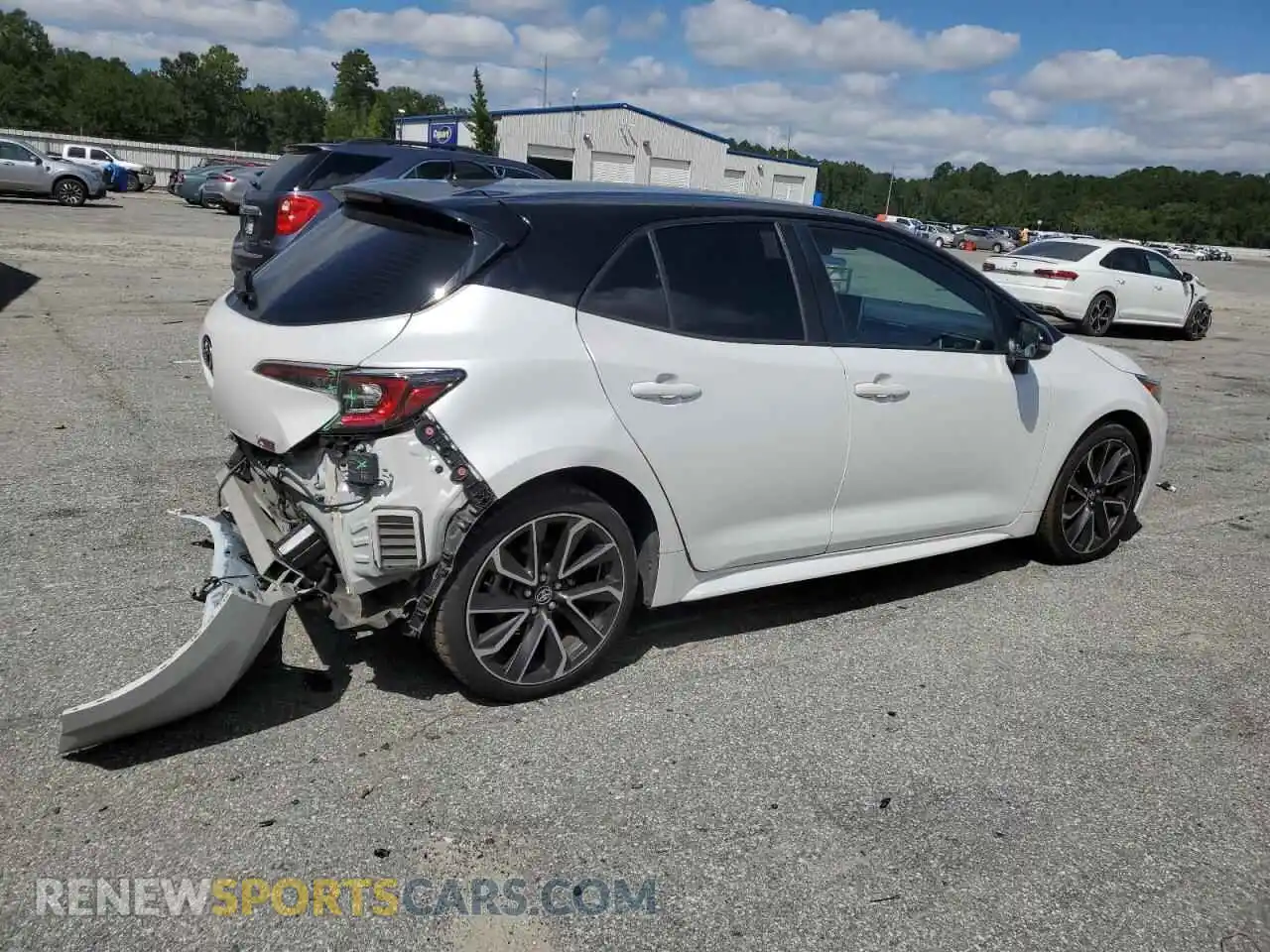 3 Photograph of a damaged car JTNC4MBE7M3131069 TOYOTA COROLLA 2021