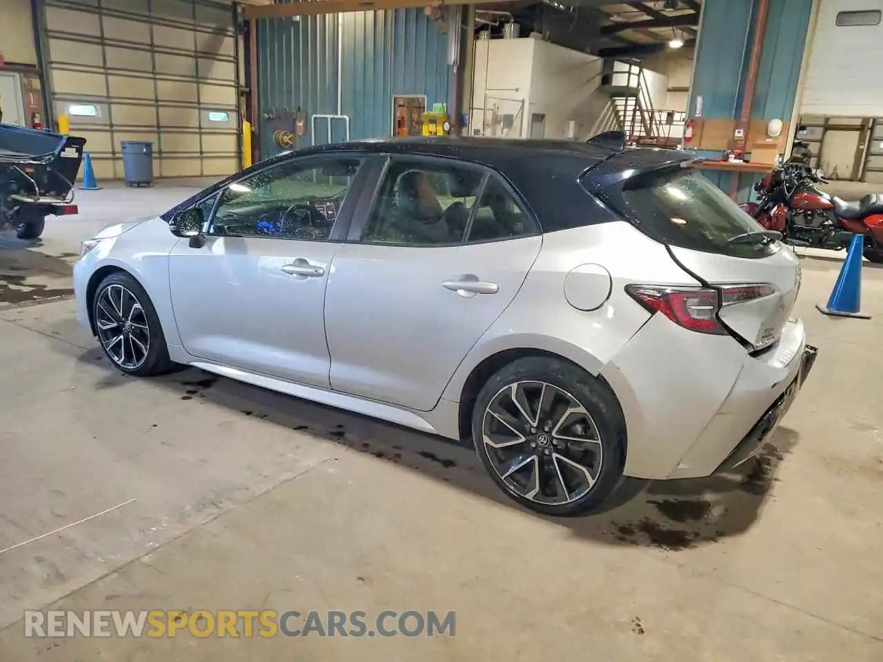 2 fotografías del automóvil dañado JTNC4MBE7M3131900 TOYOTA COROLLA 2021