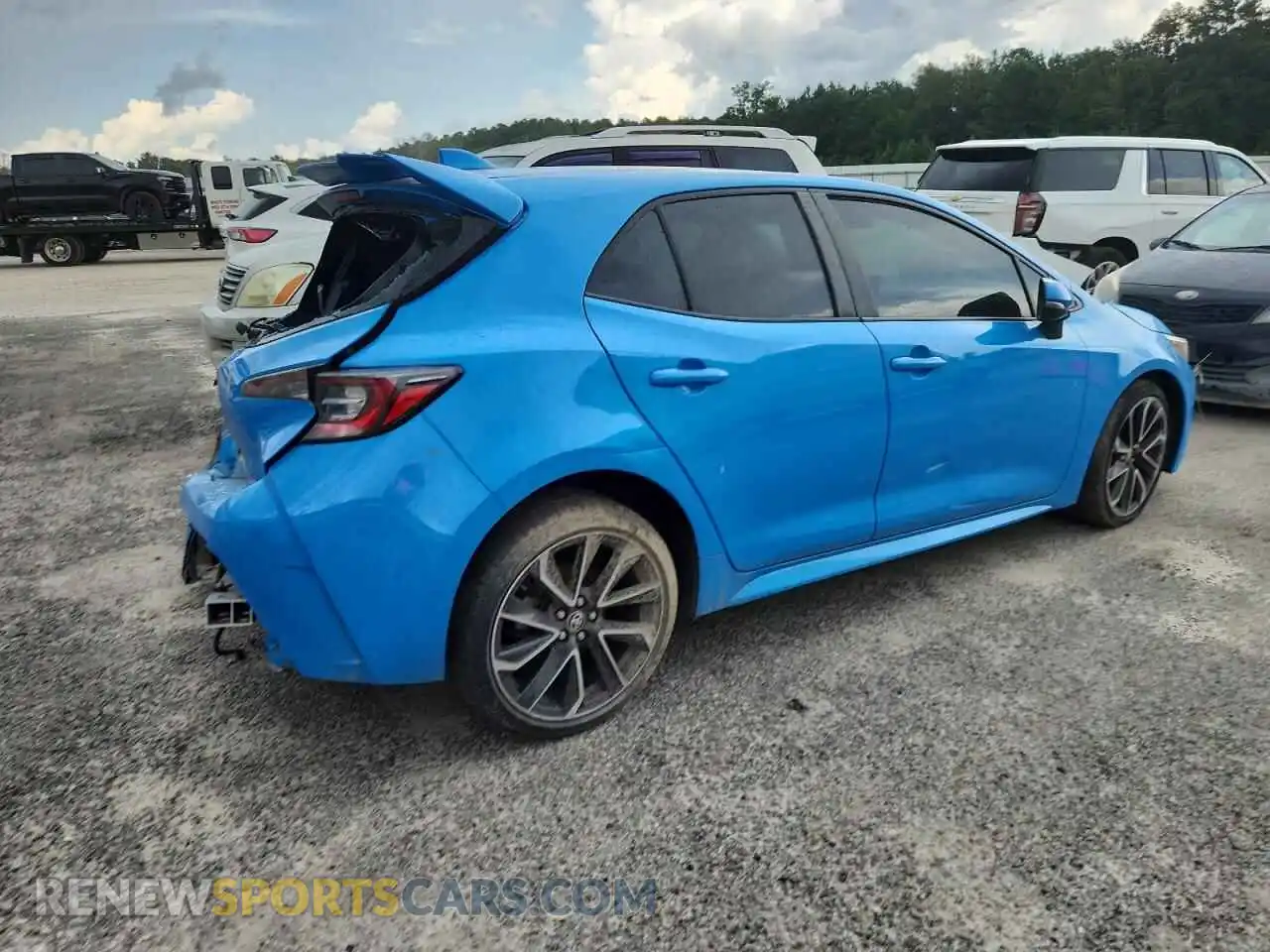 3 Photograph of a damaged car JTNC4MBEXM3123645 TOYOTA COROLLA 2021