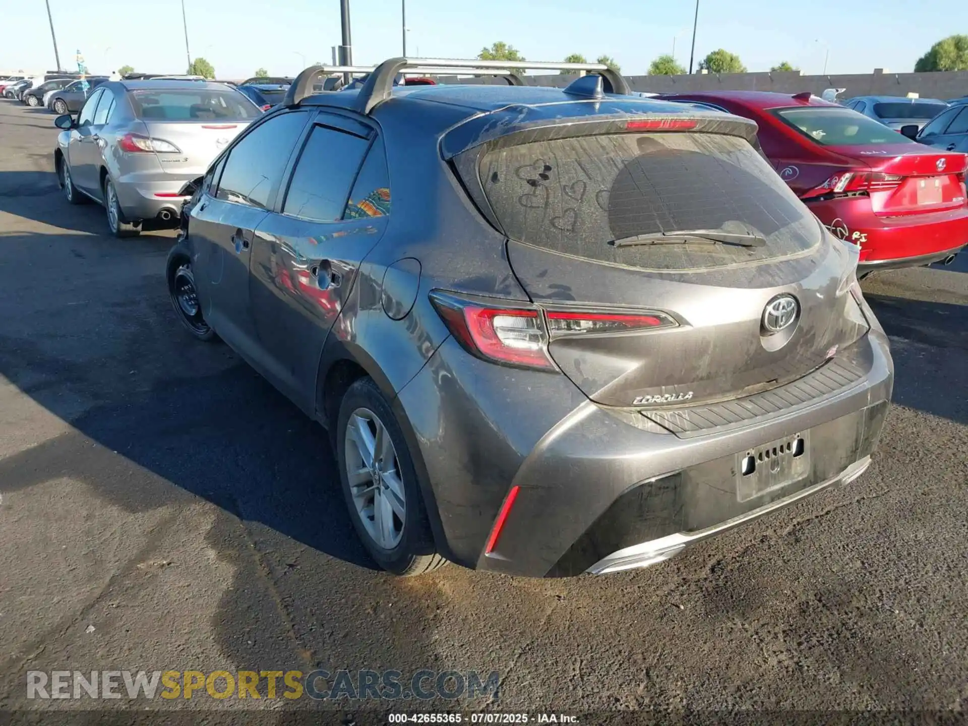 3 Photograph of a damaged car JTND4MBE7M3118374 TOYOTA COROLLA 2021