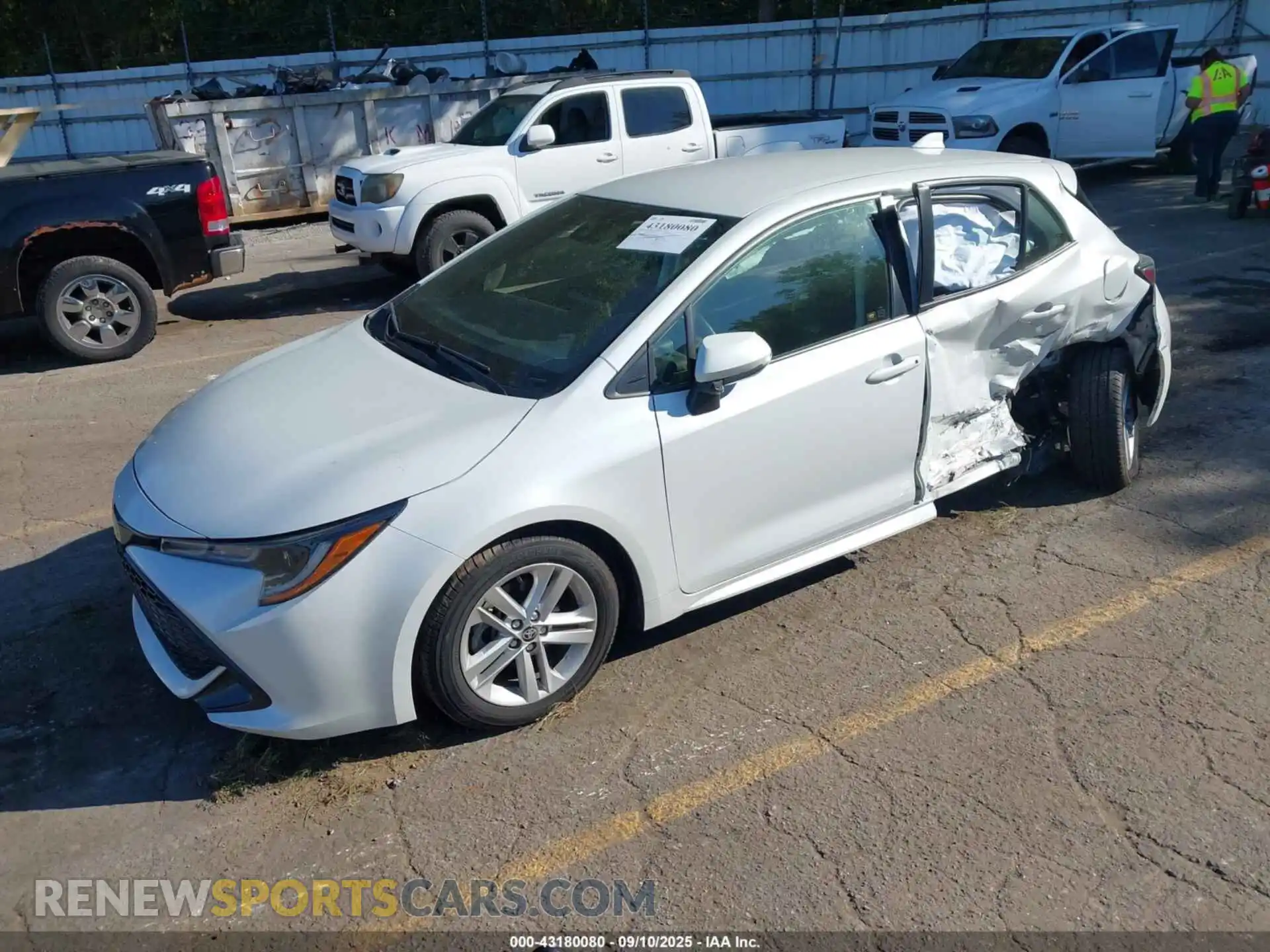 2 Photograph of a damaged car JTND4MBE8M3116276 TOYOTA COROLLA 2021