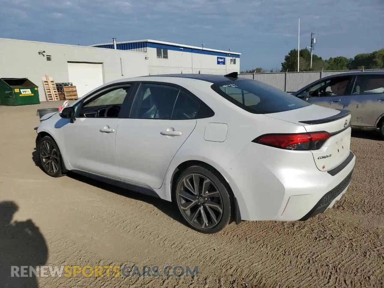 2 fotografías del automóvil dañado 5YFB4MBE5NP101853 TOYOTA COROLLA 2022