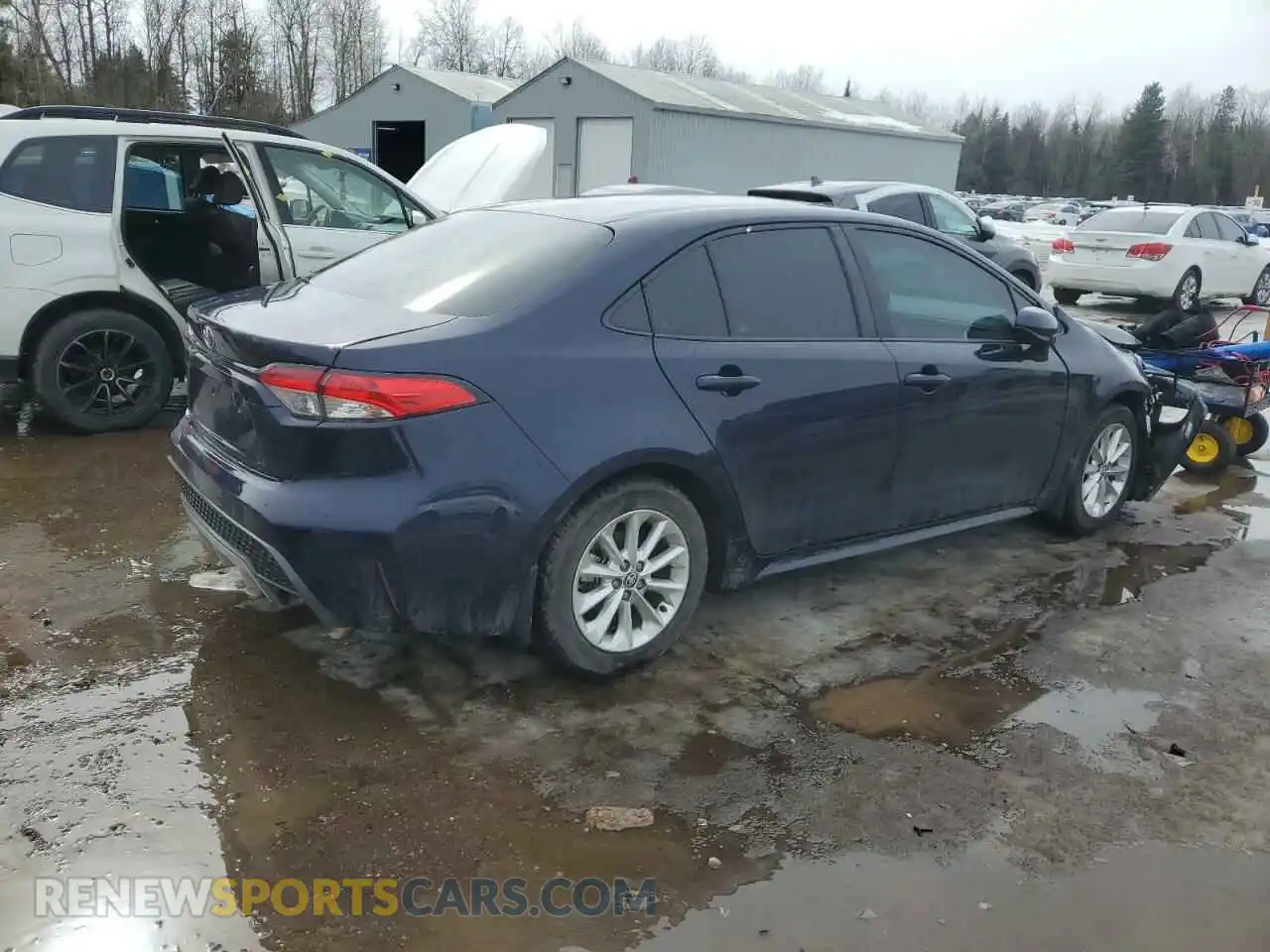 3 Photograph of a damaged car 5YFBPMBE0NP392396 TOYOTA COROLLA 2022