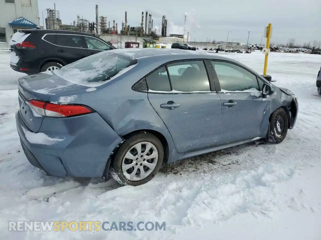 3 Photograph of a damaged car 5YFBPMBE8NP329529 TOYOTA COROLLA 2022