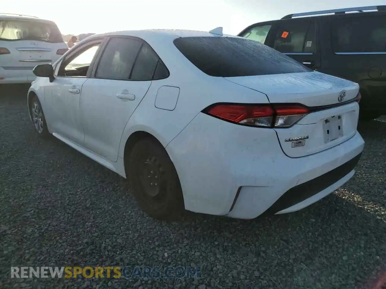 2 Photograph of a damaged car 5YFEPMAE0NP365083 TOYOTA COROLLA 2022