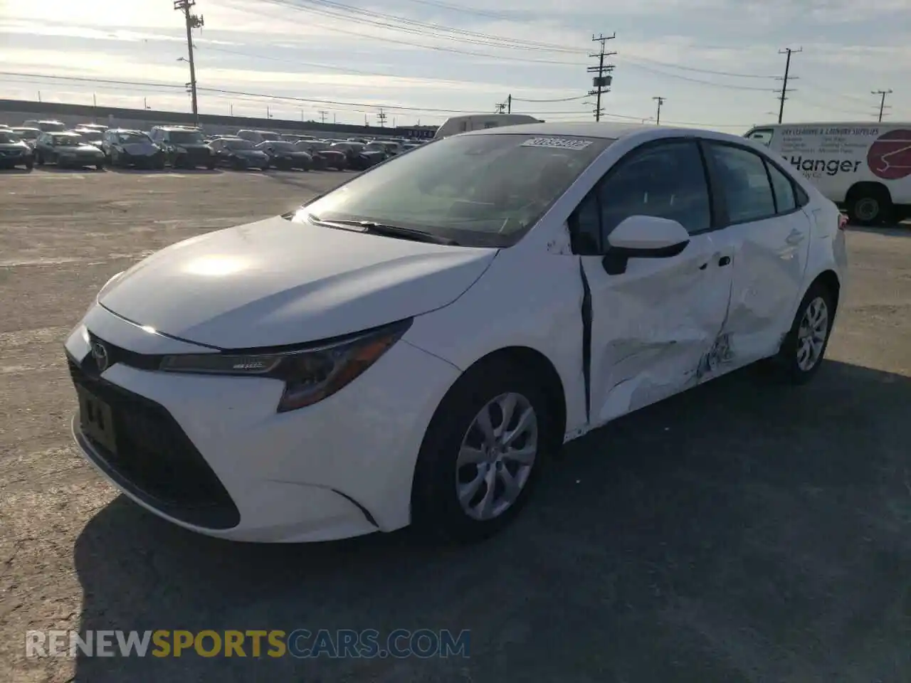 2 Photograph of a damaged car 5YFEPMAE1NP271987 TOYOTA COROLLA 2022