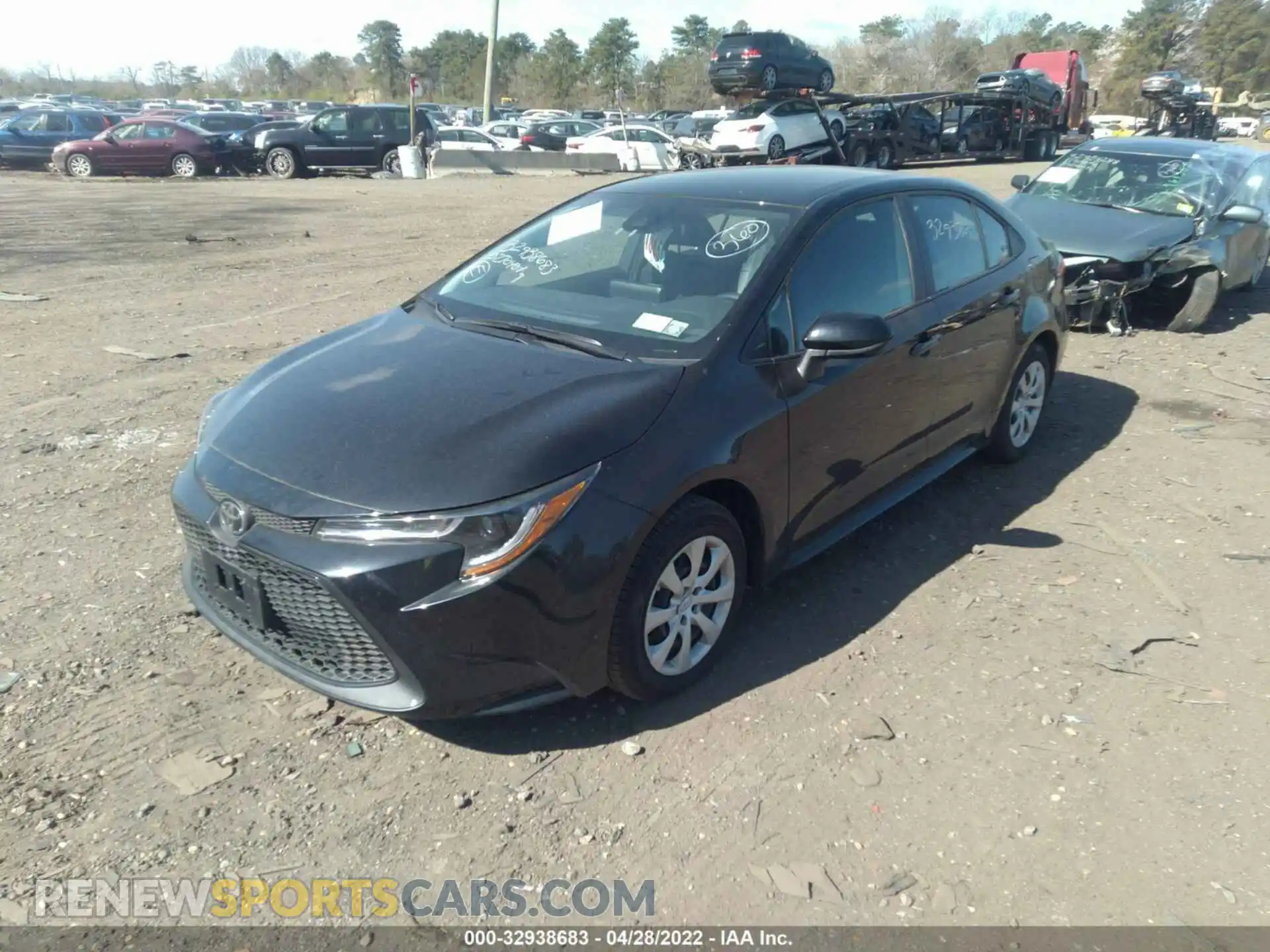 2 Photograph of a damaged car 5YFEPMAE1NP285856 TOYOTA COROLLA 2022