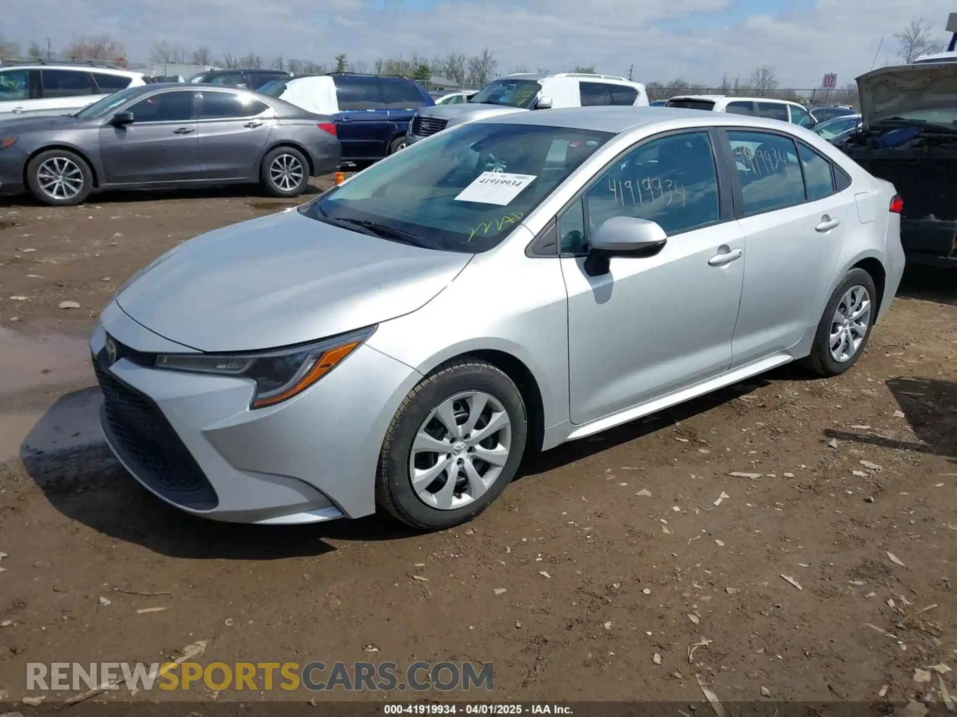 2 Photograph of a damaged car 5YFEPMAE1NP333159 TOYOTA COROLLA 2022