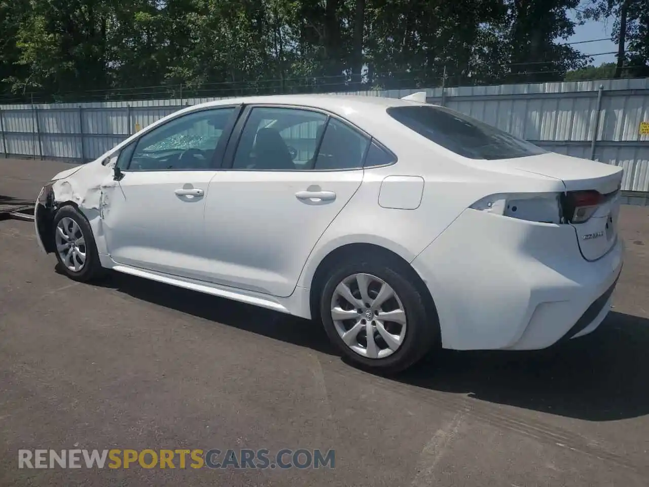 2 Photograph of a damaged car 5YFEPMAE1NP339561 TOYOTA COROLLA 2022