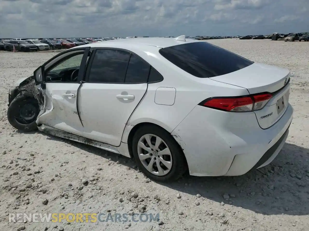 2 Photograph of a damaged car 5YFEPMAE2NP272887 TOYOTA COROLLA 2022