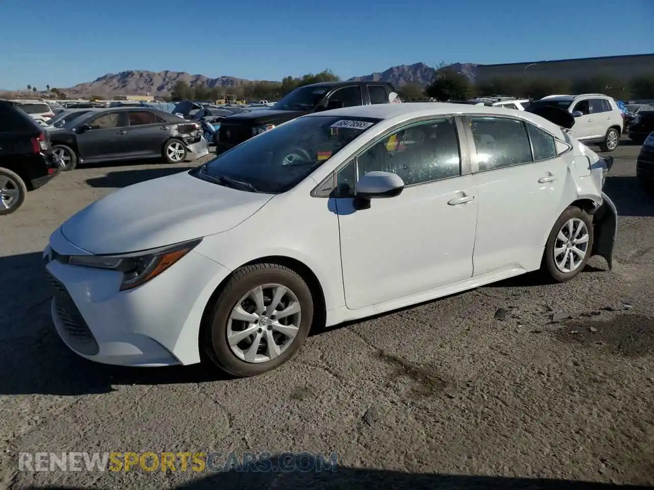 1 Photograph of a damaged car 5YFEPMAE2NP286644 TOYOTA COROLLA 2022