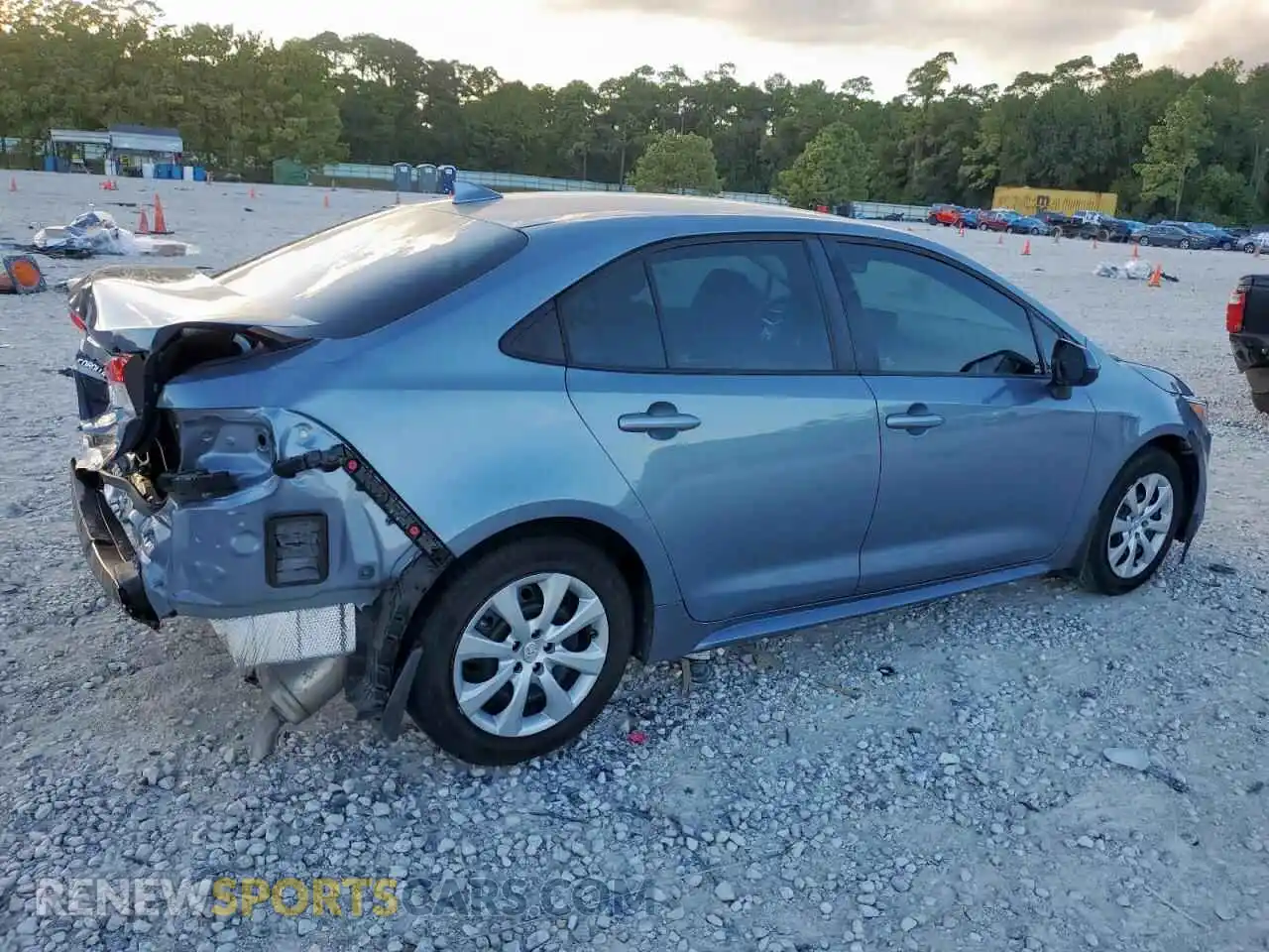 3 Photograph of a damaged car 5YFEPMAE2NP290127 TOYOTA COROLLA 2022