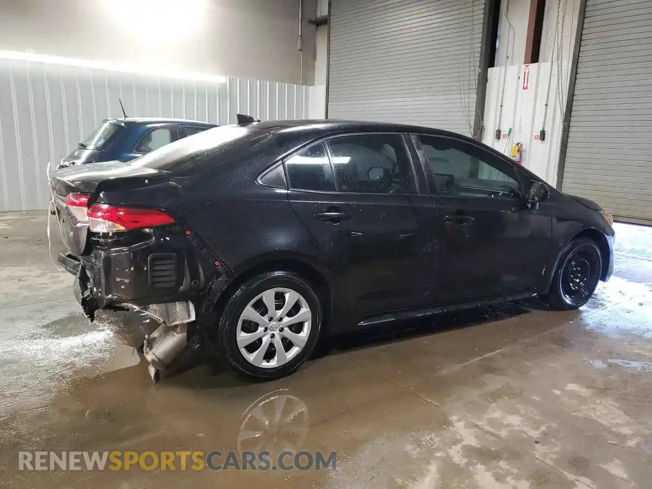 3 Photograph of a damaged car 5YFEPMAE2NP292184 TOYOTA COROLLA 2022