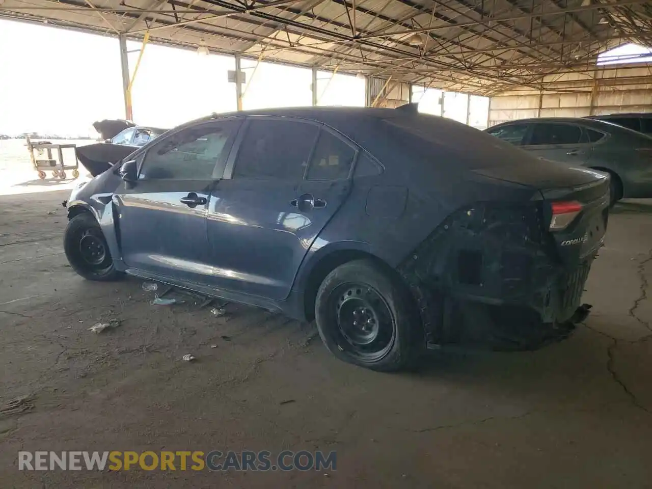 2 Photograph of a damaged car 5YFEPMAE2NP308058 TOYOTA COROLLA 2022