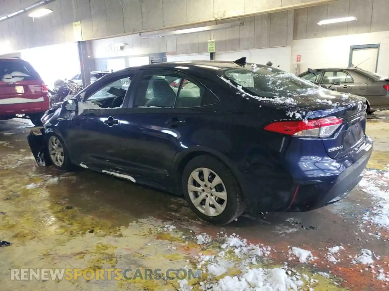 2 Photograph of a damaged car 5YFEPMAE2NP309923 TOYOTA COROLLA 2022