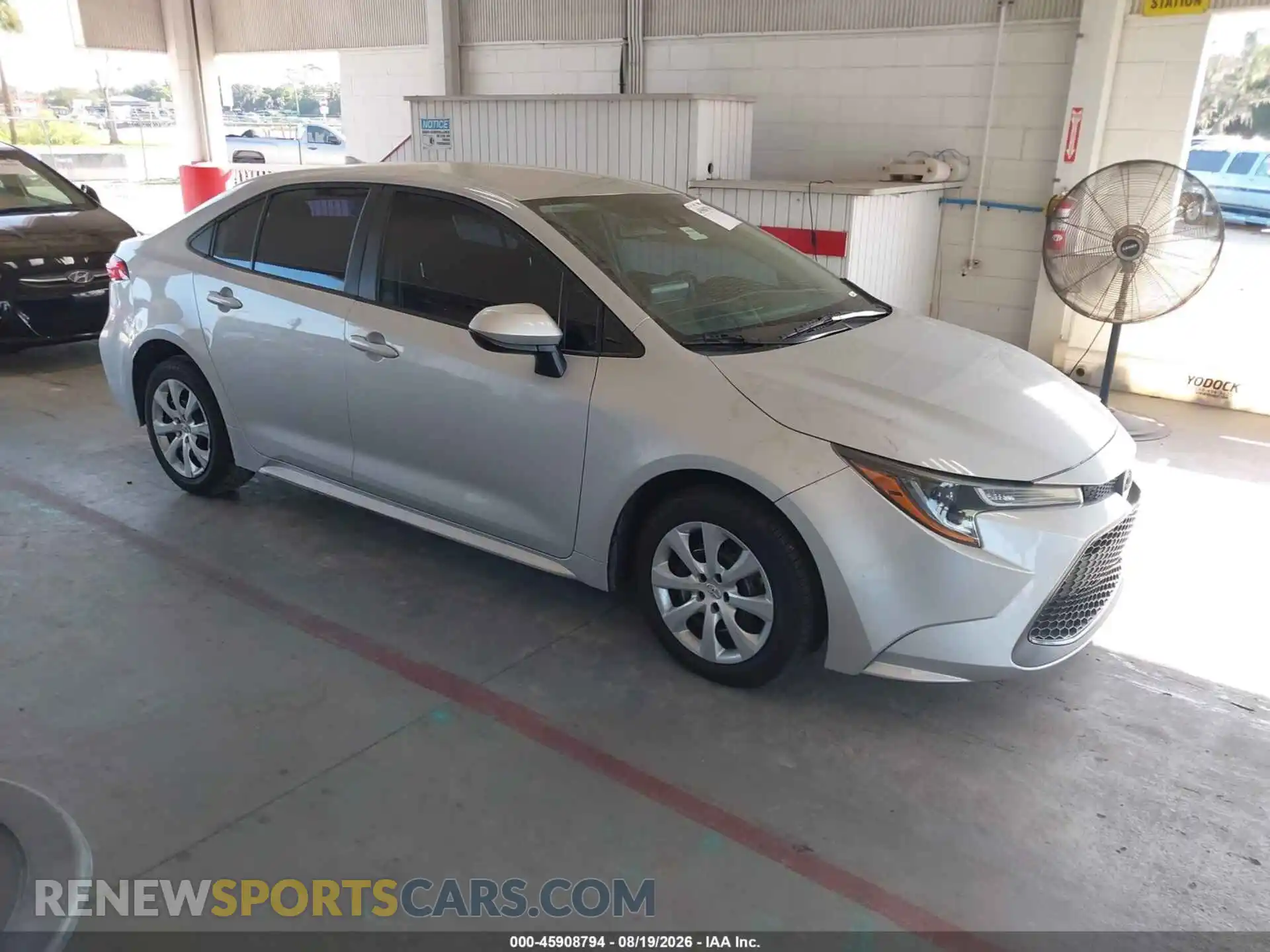 1 Фотография поврежденного автомобиля 5YFEPMAE2NP314233 TOYOTA COROLLA 2022
