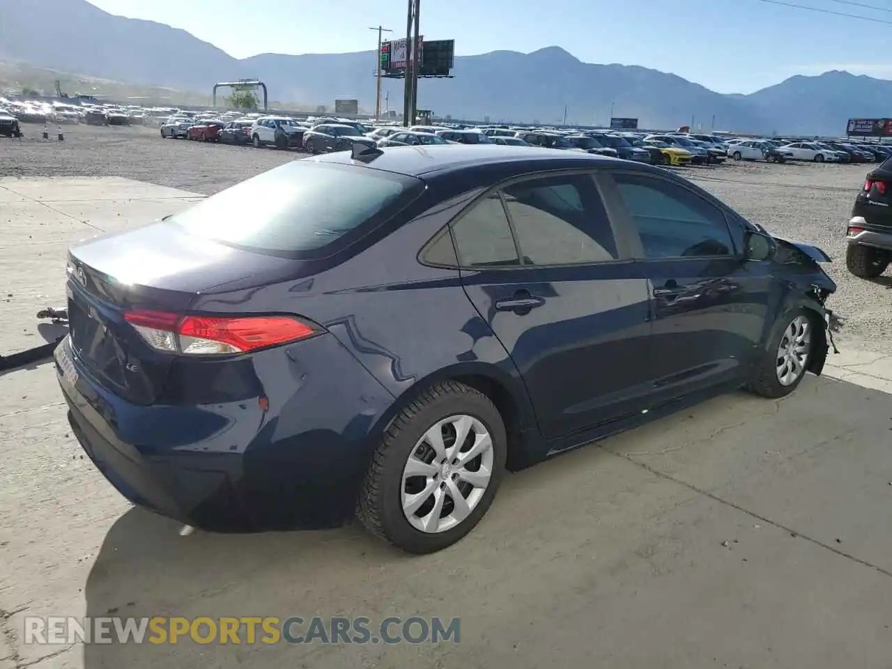 3 Photograph of a damaged car 5YFEPMAE2NP336989 TOYOTA COROLLA 2022