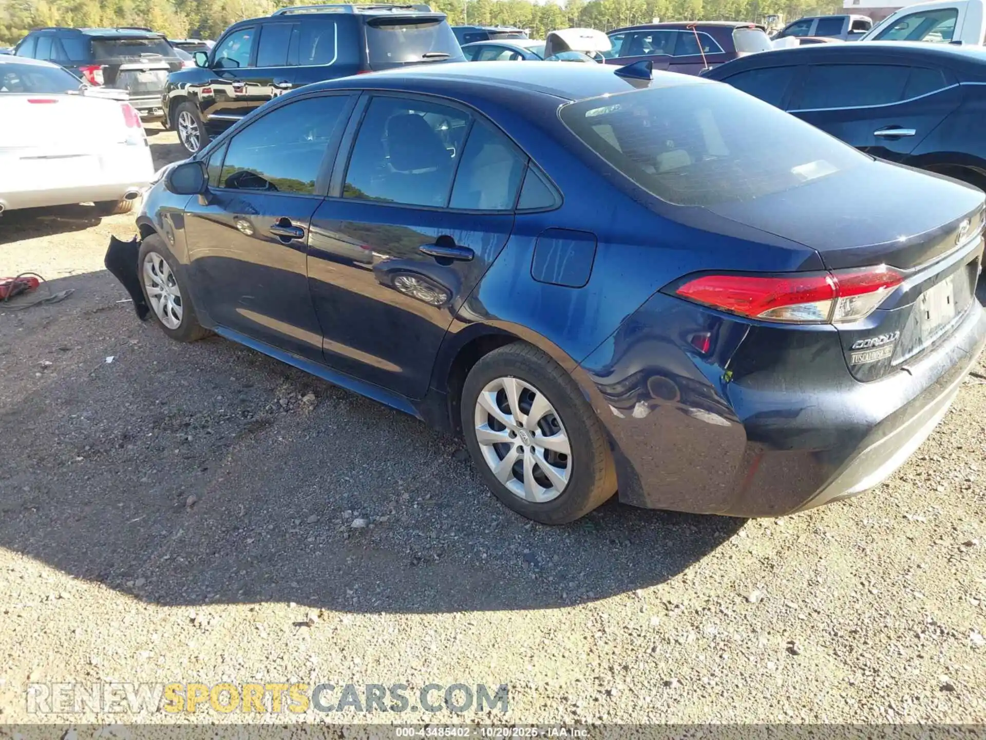 3 Photograph of a damaged car 5YFEPMAE2NP337642 TOYOTA COROLLA 2022