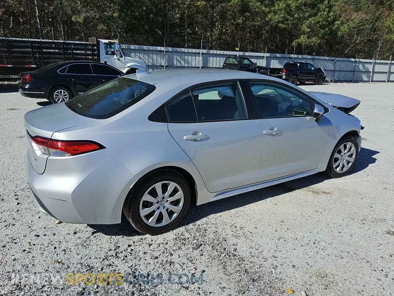 3 Photograph of a damaged car 5YFEPMAE2NP350892 TOYOTA COROLLA 2022