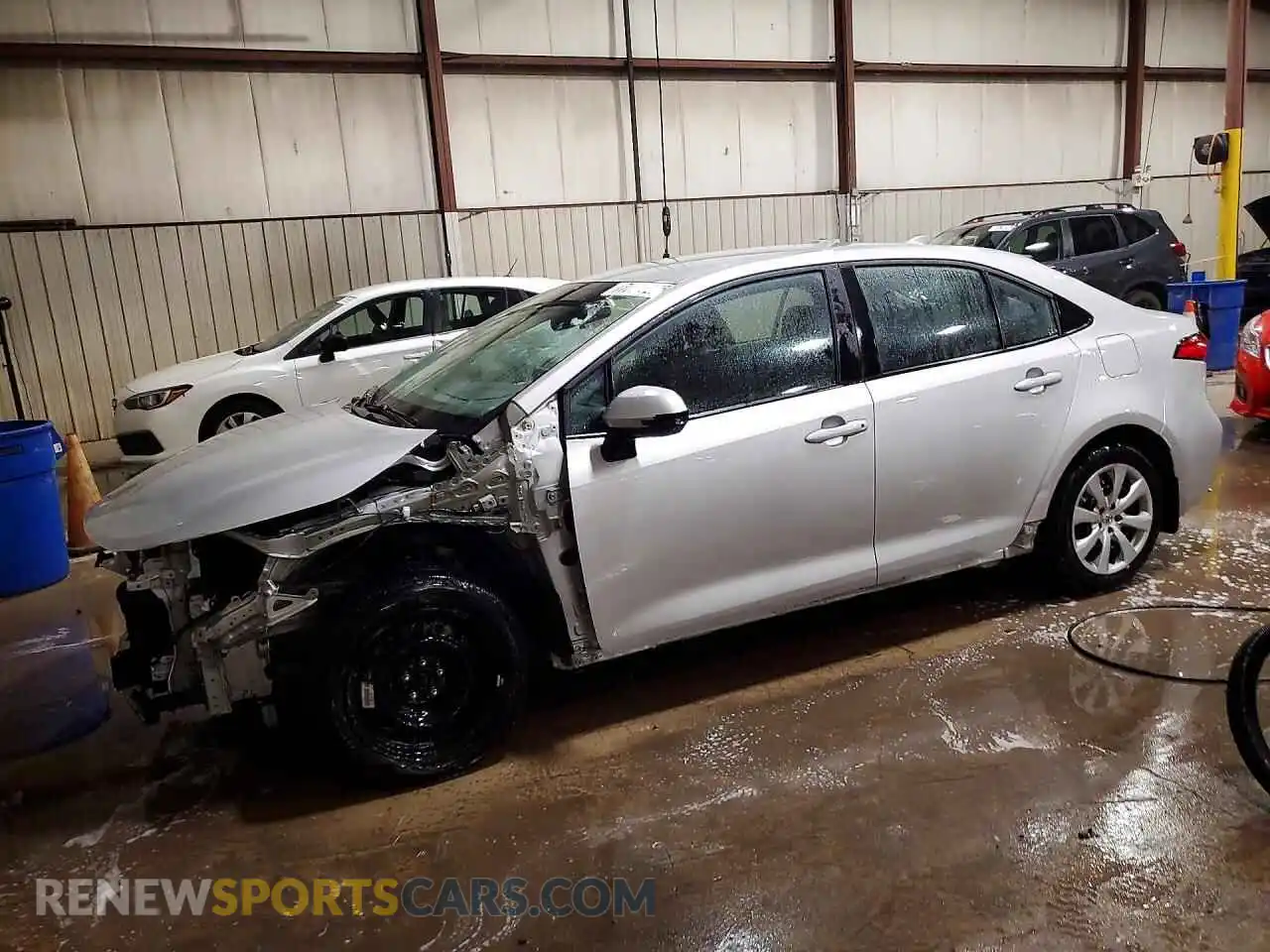 1 Photograph of a damaged car 5YFEPMAE2NP375596 TOYOTA COROLLA 2022