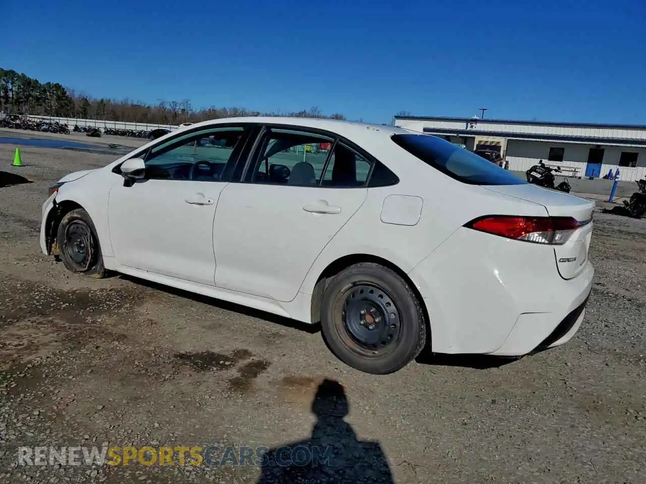 2 Photograph of a damaged car 5YFEPMAE3NP286992 TOYOTA COROLLA 2022