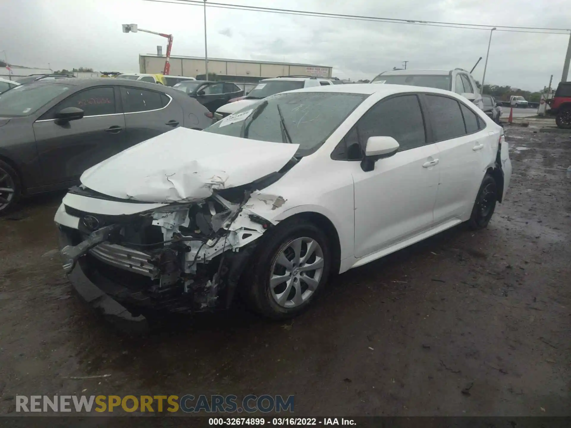 2 Photograph of a damaged car 5YFEPMAE3NP301944 TOYOTA COROLLA 2022