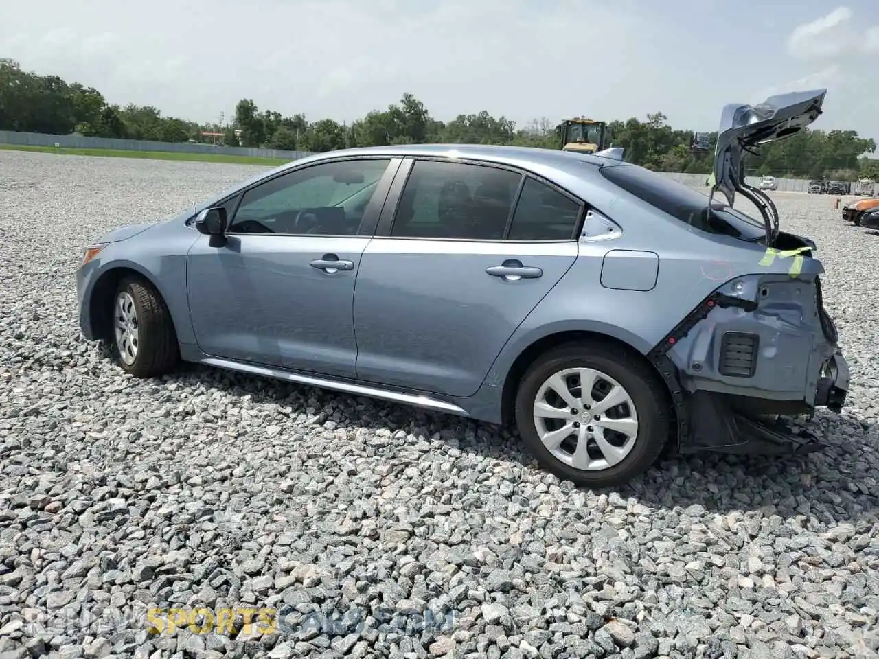2 Photograph of a damaged car 5YFEPMAE3NP304536 TOYOTA COROLLA 2022