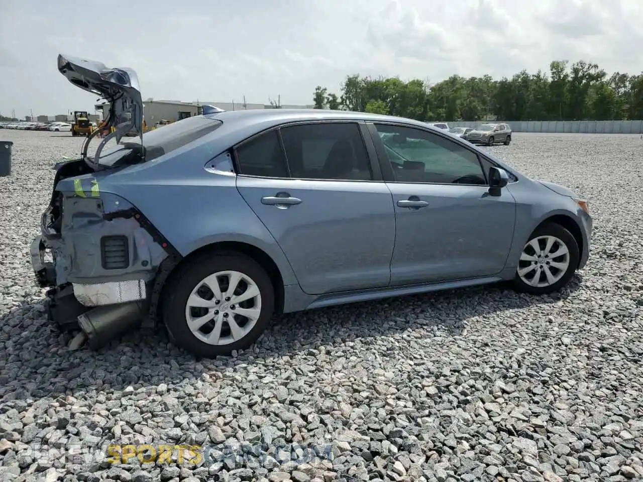 3 Photograph of a damaged car 5YFEPMAE3NP304536 TOYOTA COROLLA 2022