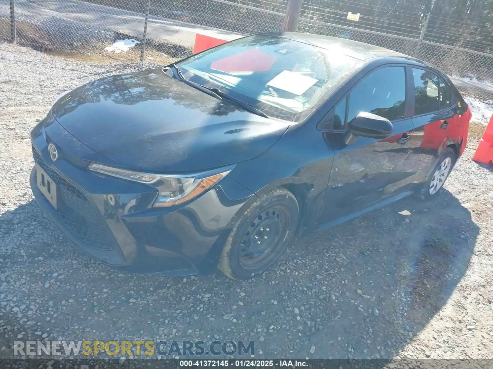 2 Photograph of a damaged car 5YFEPMAE3NP318534 TOYOTA COROLLA 2022