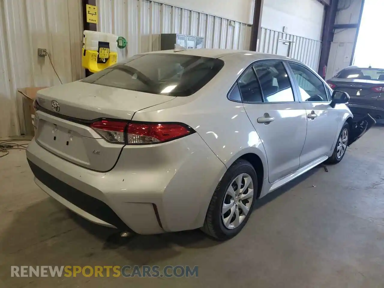 3 Photograph of a damaged car 5YFEPMAE3NP348245 TOYOTA COROLLA 2022