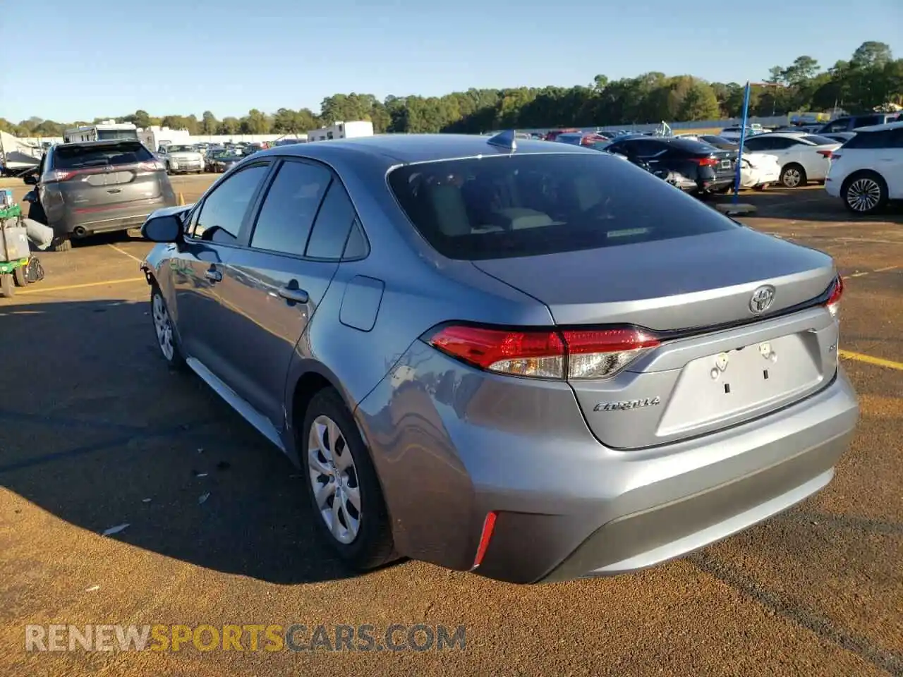 3 Photograph of a damaged car 5YFEPMAE4NP283003 TOYOTA COROLLA 2022