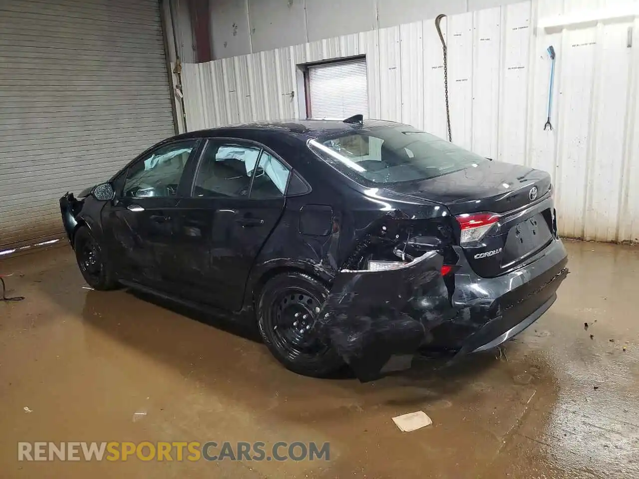 2 Photograph of a damaged car 5YFEPMAE4NP291862 TOYOTA COROLLA 2022