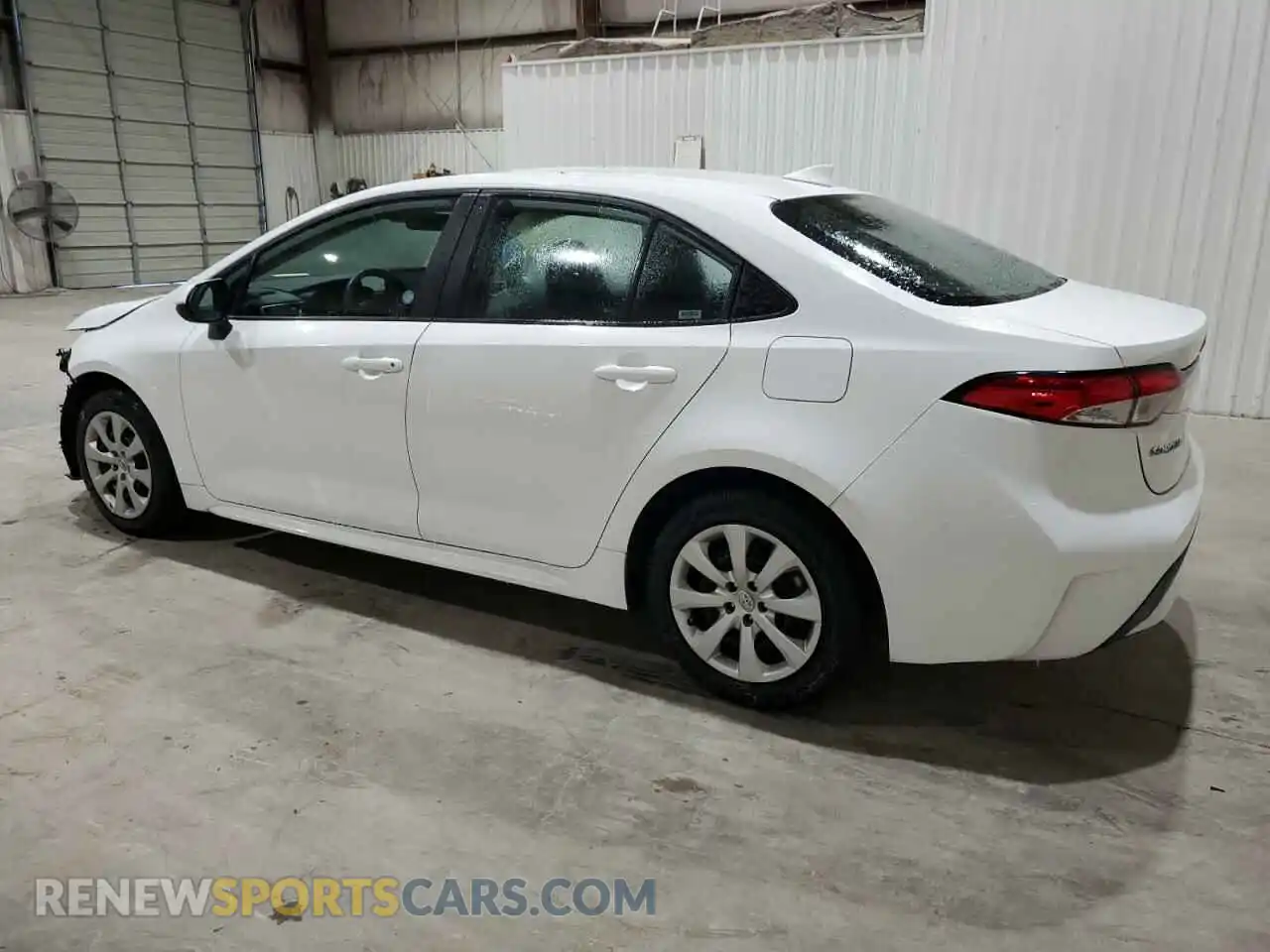 2 Photograph of a damaged car 5YFEPMAE4NP305923 TOYOTA COROLLA 2022
