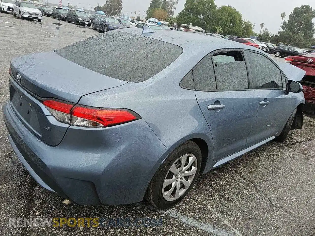 3 Photograph of a damaged car 5YFEPMAE4NP317621 TOYOTA COROLLA 2022