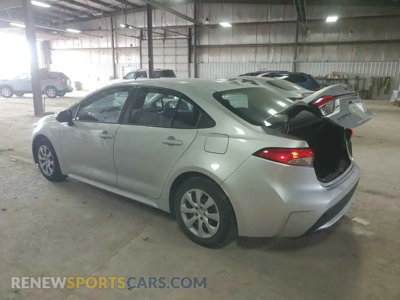 2 Photograph of a damaged car 5YFEPMAE4NP365572 TOYOTA COROLLA 2022
